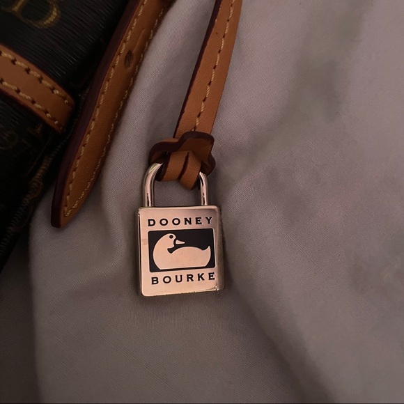 Dooney & Bourke Purse - Picture 4 of 11